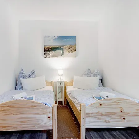 - Bark Sedov, Bgl 2 ホリデーパーク *